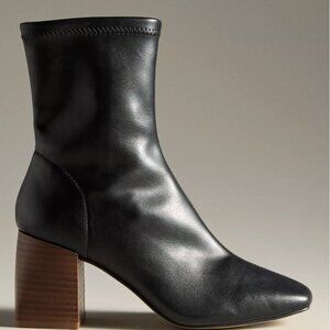 Women's size 10 Silent D Cabana Boots in Black